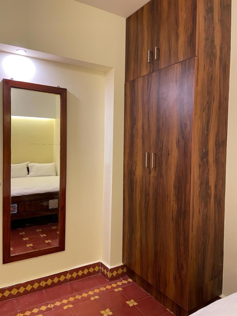 Viswa Residency Srirangam - Heritage Rooms Tiruchirappalli Kültér fotó
