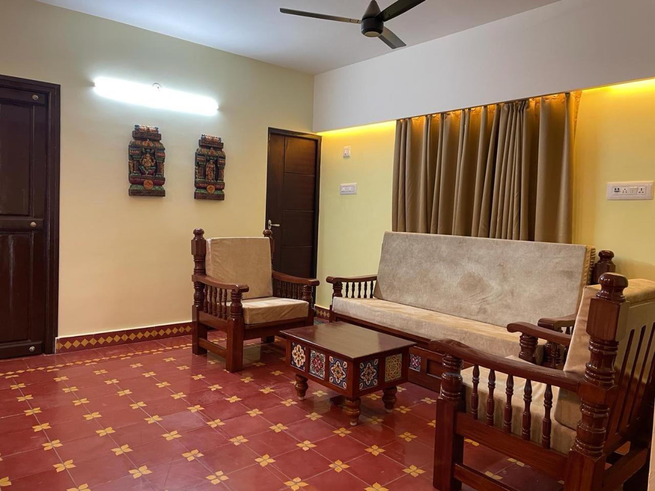 Viswa Residency Srirangam - Heritage Rooms Tiruchirappalli Kültér fotó